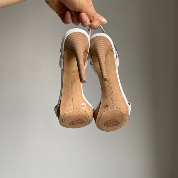 Vince Camuto White High Heel Sandals Size 7.5 - Picture 8 of 10